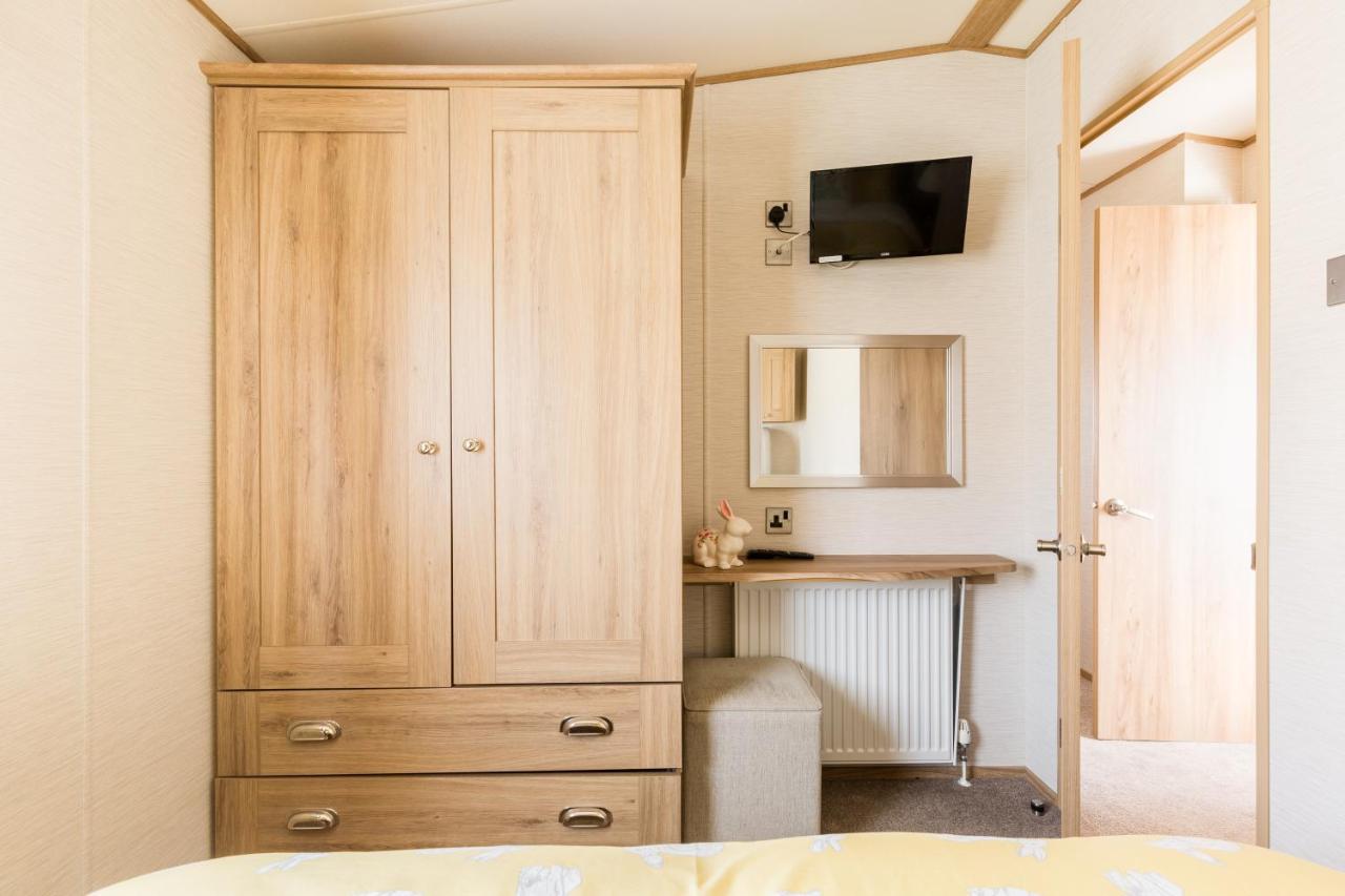 Cottontail Lodge - Hot Tub - Pet Friendly South Cerney Exteriér fotografie