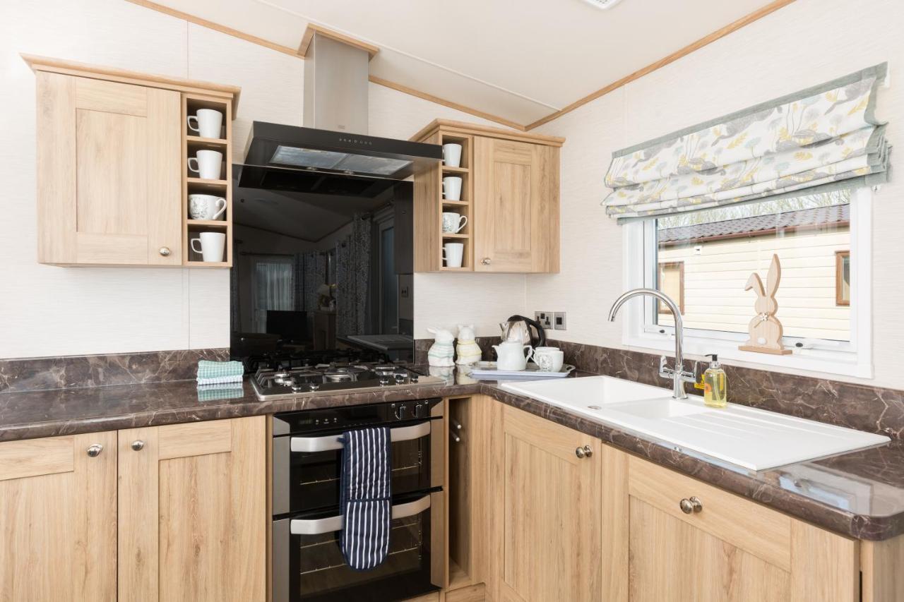 Cottontail Lodge - Hot Tub - Pet Friendly South Cerney Exteriér fotografie