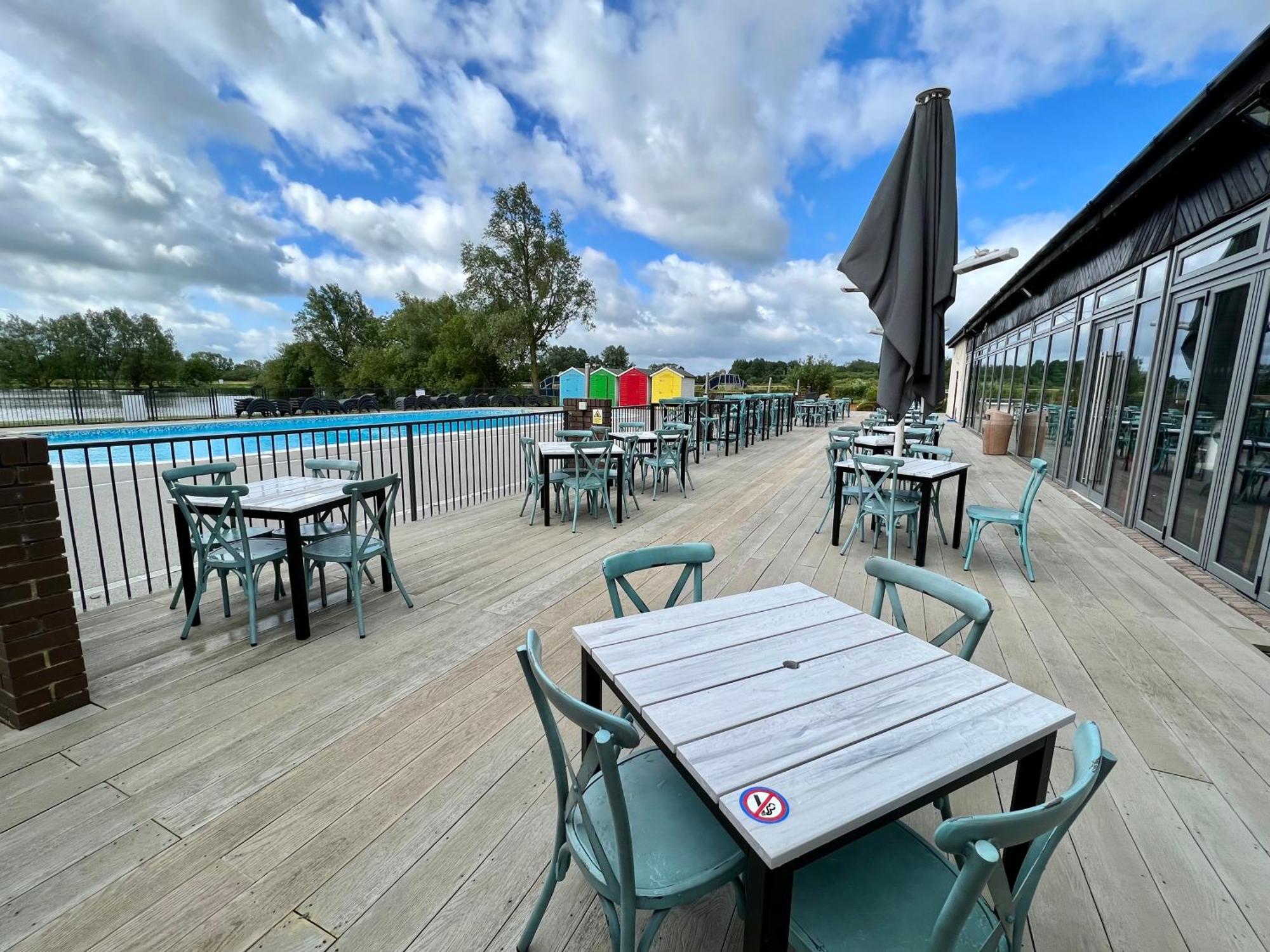 Cottontail Lodge - Hot Tub - Pet Friendly South Cerney Exteriér fotografie